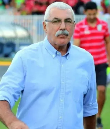 Manuel Keosseián estaba retirado.