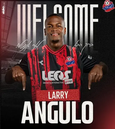 Angulo aterriza en Israel (Instagram).