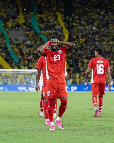 Amir Murillo le anotó a Brasil el 1-1 transitorio. Es la gran esperanza de Panamá. (@Fepafut)
