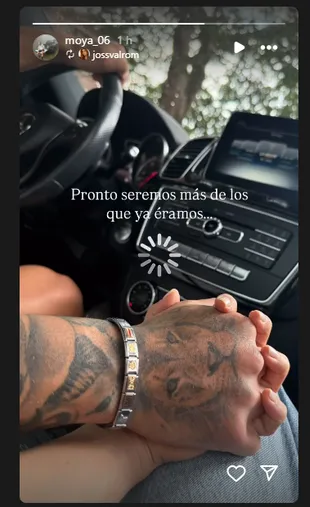 Jonathan Moya junto a su pareja en redes sociales 