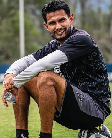 Deyver Vega le puso punto final a su etapa con Saprissa (Instagram).