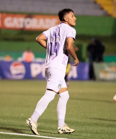 Axel De La Cruz vuelve a Comunicaciones. (