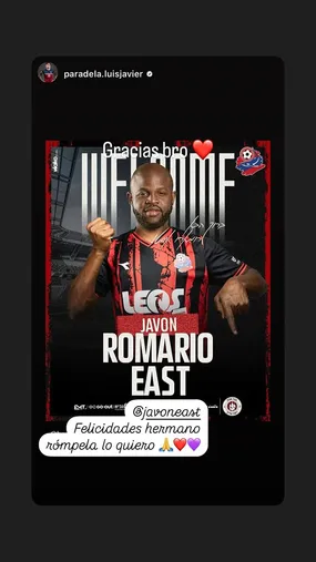 El intercambio entre Javon East y Paradela (Instagram).