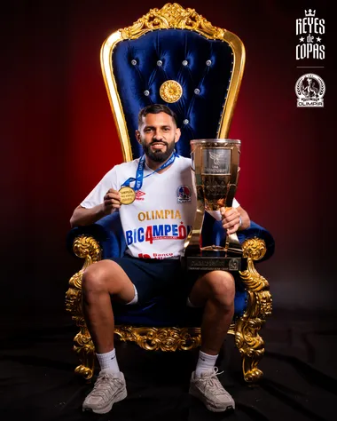 Alajuelense quiere al "Mago" de Olimpia (CD Olimpia).