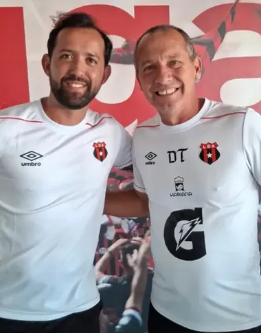 Wilmer López es una leyenda viva dentro de la institución eriza (Instagram).