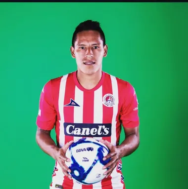Jorge Sánchez con la camisa de Atlético de San Luis. (