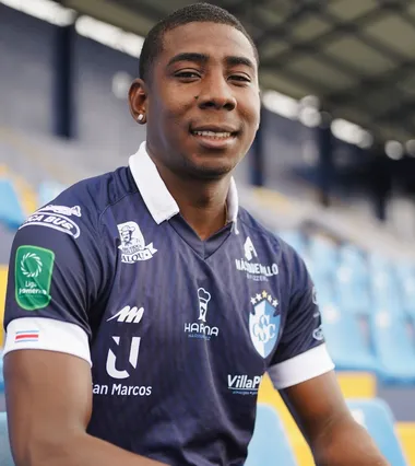 Batiz podría salir de Cartaginés (Instagram).