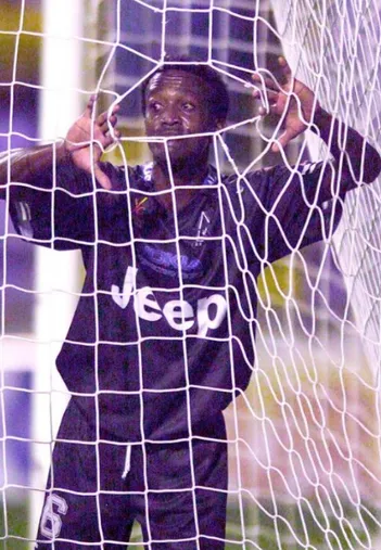 El recordado festejo de Lacey vs Saprissa (La Nación).