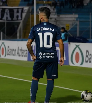 Droopy Gómez es el nuevo número "10" de Motagua tras la salida de Yeison Mejía.