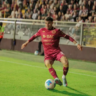 Villalobos perdió el puesto con Vladimir Quesada (Saprissa).