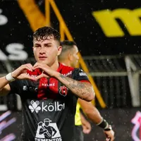 Fernán Faerrón le tiró a Alajuelense tras fracasar la Gran Final ante Cartaginés