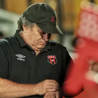 En Alajuelense hablaron del posible reemplazo del DT.
