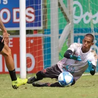 ¿Moreira o Ajú? Fabián Coito ya tiene decidido el tema de la portería en Alajuelense