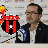 Juan Carlos Rojas en conferencia de prensa.
