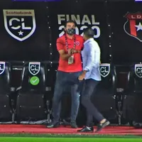 El mensaje de Andrés Carevic a Walter Centeno en medio de un momento delicado para el Saprissa