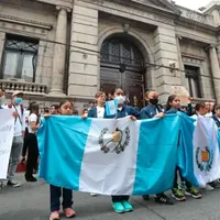Deportistas guatemaltecos hacen manifestación tras suspensión del COG