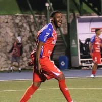 Góndola calienta la final. (Foto: Xelajú)