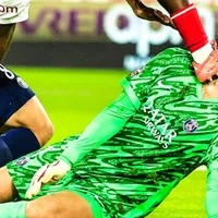 Donnarumma recibió un duro golpe en el rostro.