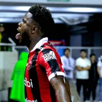 Costa rica | Freddy Góndola acusó a Mariano Torres de racista