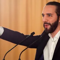 Tajante: Nayib Bukele advierte a las empresas de cable e internet