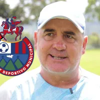 Willy Olivera toma una medida extrema en Comunicaciones para enfrentar a Municipal y Alajuelense