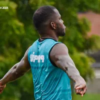 Joseph Cox anotó un triplete en pretemporada con el 9 de Octubre FC
