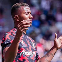 "Quedó sorprendido": Jeyland Mitchell escucha la decisión que hace posible su gran salto en Europa