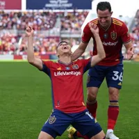 MLS: Bryan Oviedo generó dos asistencias para la clasificación del Real Salt Lake a playoffs (VIDEO)