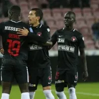 Mayron George festejó con su club el llamado a la Tricolor