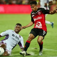 Jugadores de Saprissa y Alajuelense apostaron mientras jugaban la final.