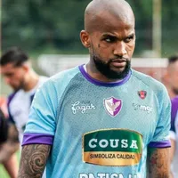Luis Mejía cambiaría Uruguay por Europa o Norteamérica