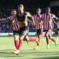 El entrenador de Sunderland explica por qué Jewison Bennette ha jugado poco