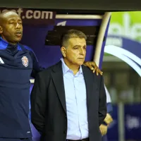 La Fedefútbol quiere al reemplazo de Claudio Vivas.