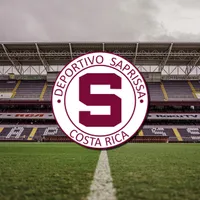 Futbolista de Saprissa sufre una dura lesión.