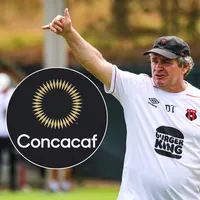 logo de concacaf-machillo ramirez-entrenamiento de alajuelense