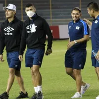 El jugador de la selección de El Salvador que se lesionó por el frío