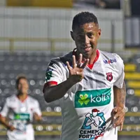 Gabriel Torres debutó con gol en Alajuelense con un dorsal particular [VIDEO]