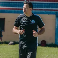Marco Pappa sorprende al volver a jugar con un equipo profesional