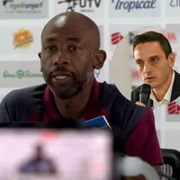 Paulo Wanchope y Sergio Gila en conferencia de prensa.