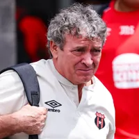 La extraña decisión de Alajuelense.