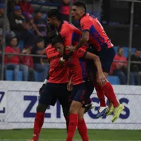 No solo es el Flaco Martínez: Otro jugador de Municipal se lesiona de gravedad y tendrá que ser operado