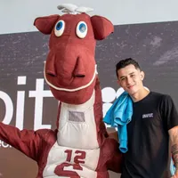 El Monstruo Morado: la historia de la mascota de Saprissa