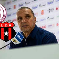 Erick Lonnis necesitó sólo cuatro palabras para enfurecer a la afición de Saprissa y en Alajuelense lo celebran: "Primera vez que dice algo cierto"