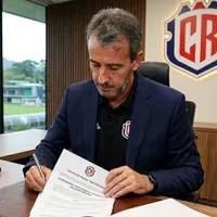 Bocha Batista firmó una cláusula especial en Costa Rica.