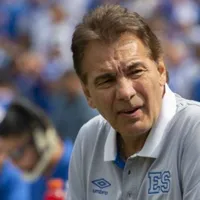 Carlos de los Cobos no continuaría como entrenador de la Selecta