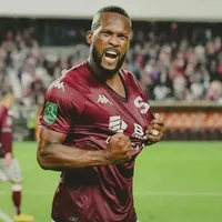 Se acabaron los rumores: Kendall Waston ya definió su futuro deportivo (VIDEO)