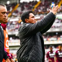 Vladimir Quesada recibe una gran noticia.