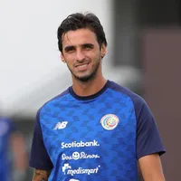 Bryan Ruiz se defiende y asegura que está para aportar a La Sele