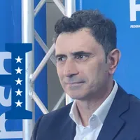 "No me afecta": José Francisco Molina toma firme postura y responde a los que dudan de su capacidad como DT de Honduras