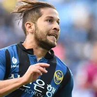 Elías Aguilar completó su traspaso en Asia
